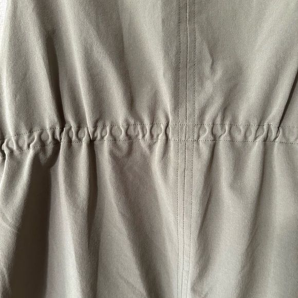 Lee Riders On The Go Olive Green Sleeveless Vest Jacket with Pockets - Picture 4 of 6